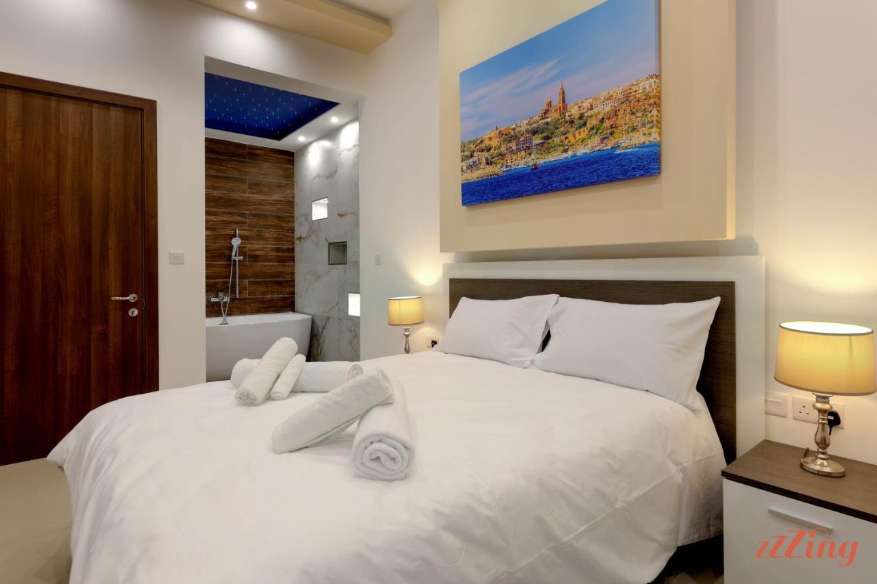 Gem Beachfront Apt With Amazing Bay And Sea Views Birzebbuga Exterior photo